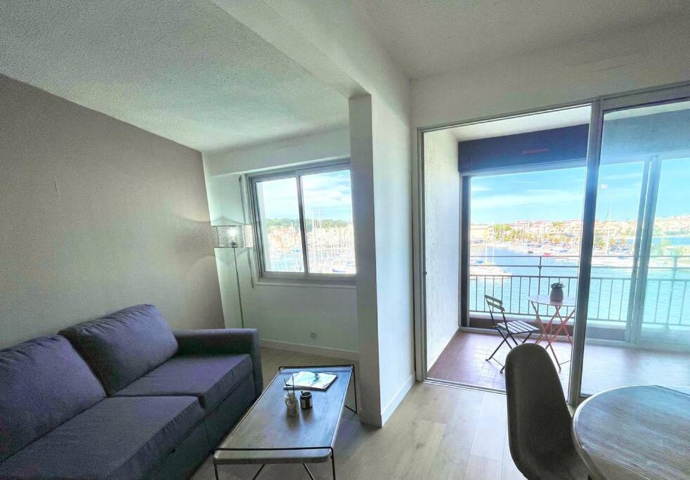 Apartment Vue Sur Le Port Gruissan